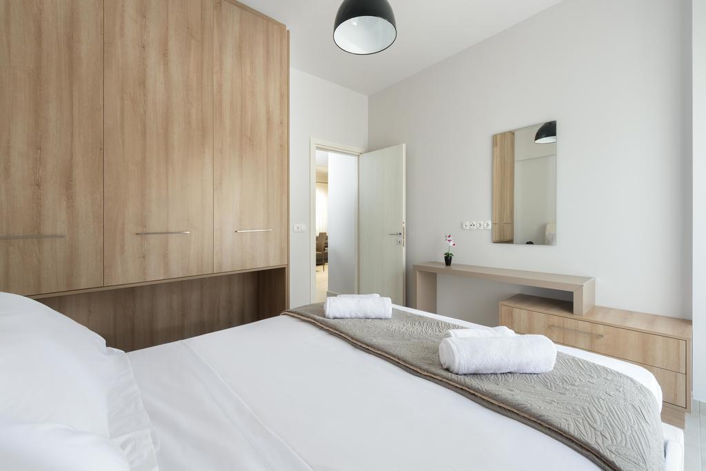 Lardos Luxury Apartments Bagian luar foto