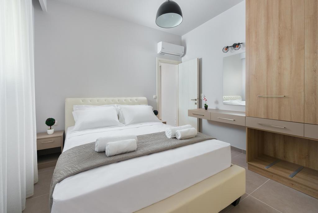 Lardos Luxury Apartments Bagian luar foto