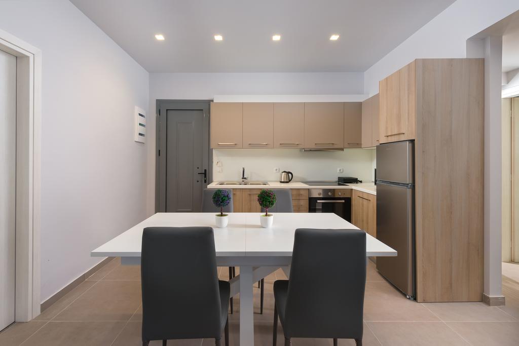 Lardos Luxury Apartments Bagian luar foto